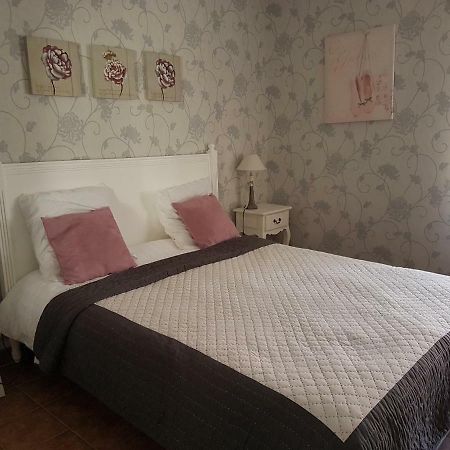 Les Impériales Bed and Breakfast Boursault Exterior foto